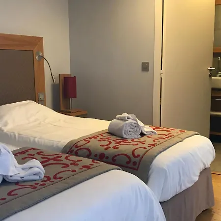 Apartamento Spacieux Avec Parking, Balcon Et Acces Piscine - Front De Neige - Fr-1-346-536 *
