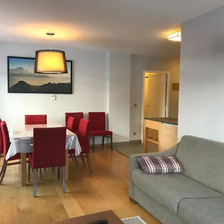 Spacieux Avec Parking, Balcon Et Acces Piscine - Front De Neige - Fr-1-346-536 Apartment